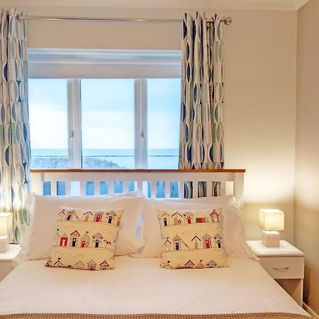 Beach View Middleton-on-Sea Exterior foto